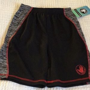 NWT boys size 8 small shorts, elastic waist